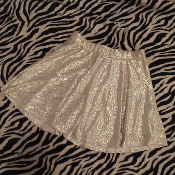 26 waist skater skirt lined silver crinkle - Picture 2 of 8